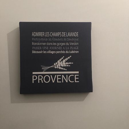 Villa La Lurette, Appartement Et Studio Saint-Etienne-les-Orgues Экстерьер фото