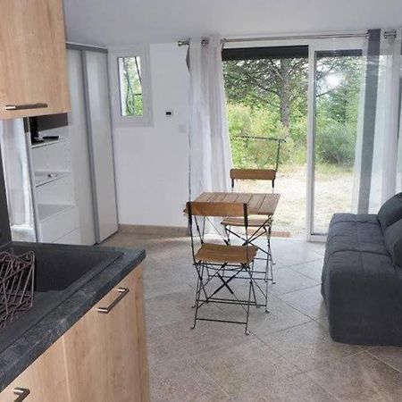 Villa La Lurette, Appartement Et Studio Saint-Etienne-les-Orgues Экстерьер фото