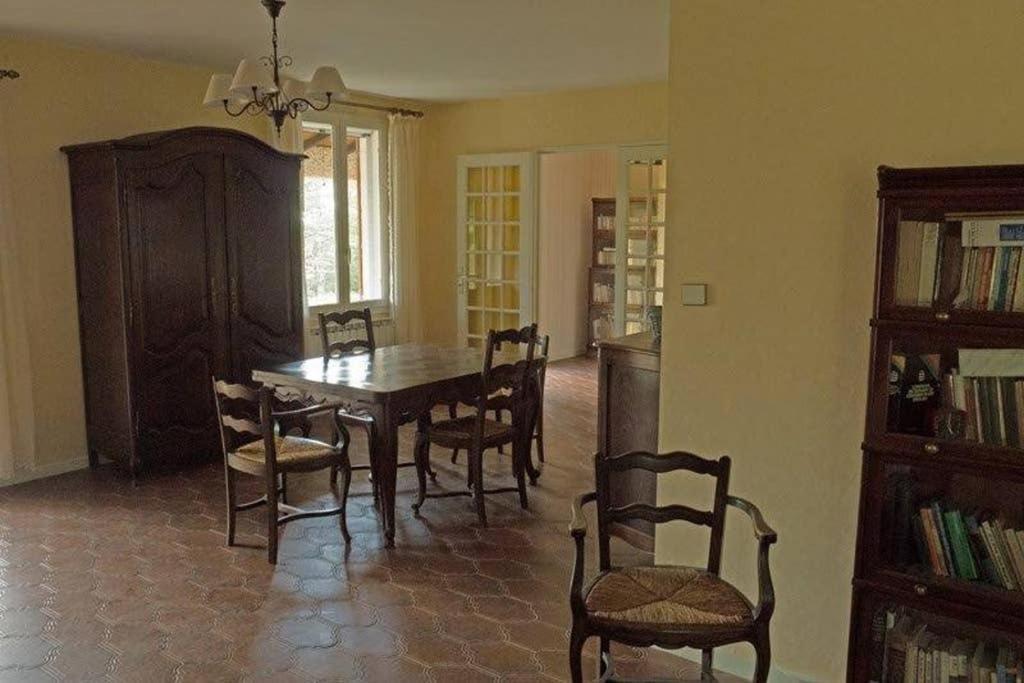 Villa La Lurette, Appartement Et Studio Saint-Etienne-les-Orgues Экстерьер фото