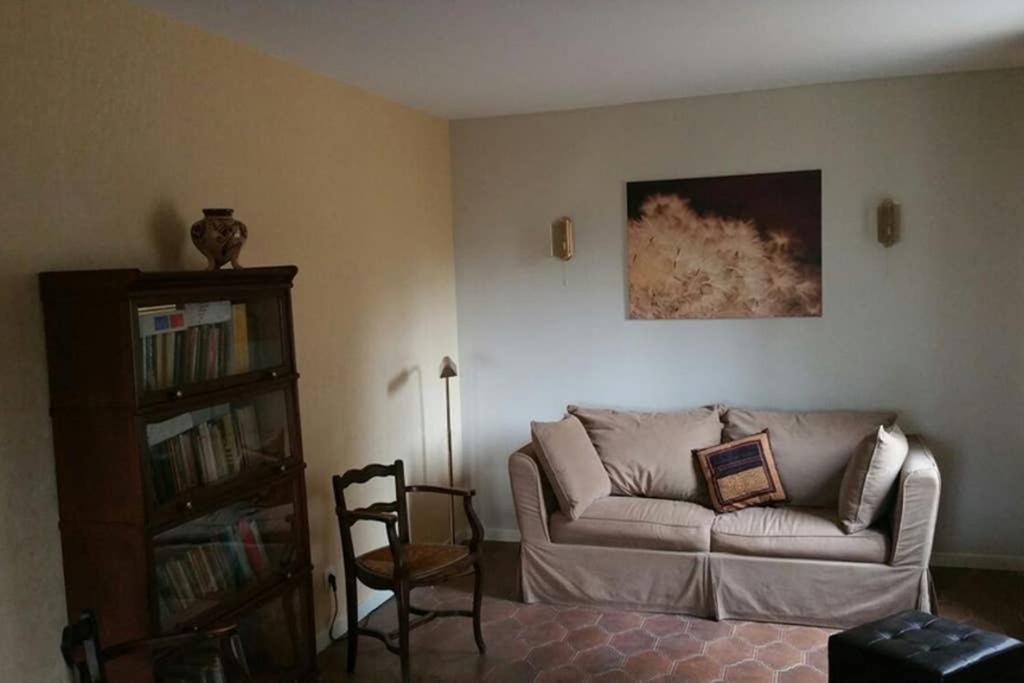 Villa La Lurette, Appartement Et Studio Saint-Etienne-les-Orgues Экстерьер фото
