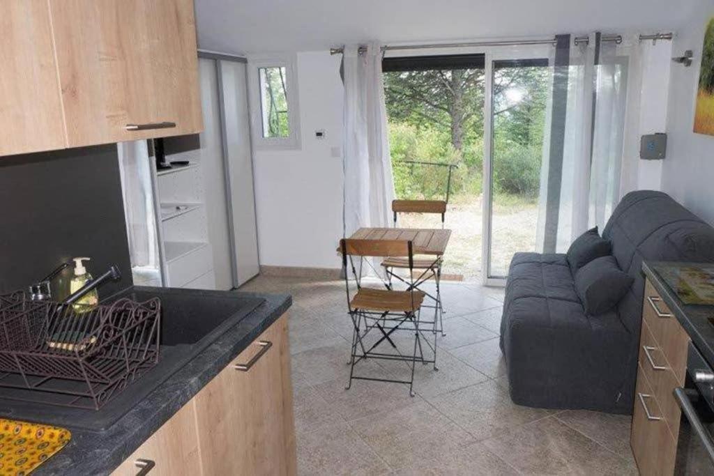 Villa La Lurette, Appartement Et Studio Saint-Etienne-les-Orgues Экстерьер фото